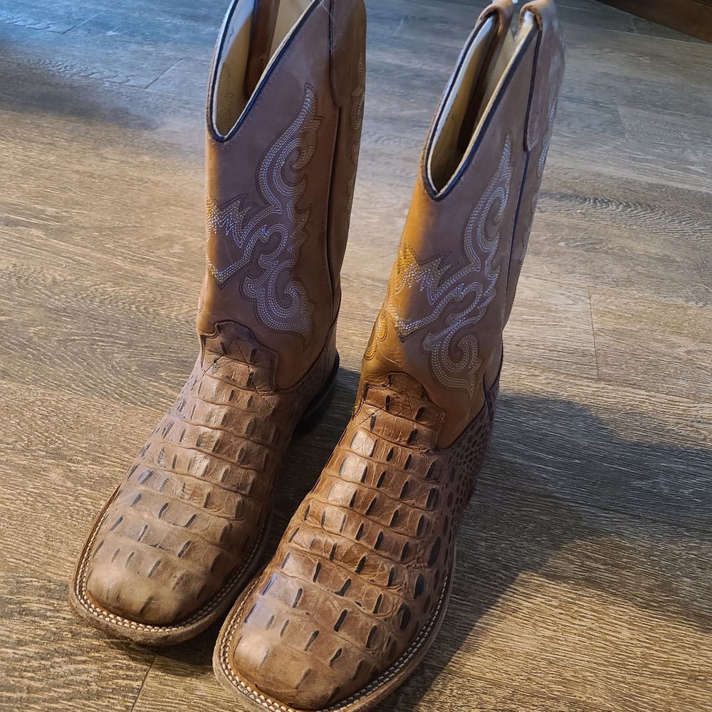 Old West Tan and Brown Cowboy Boots